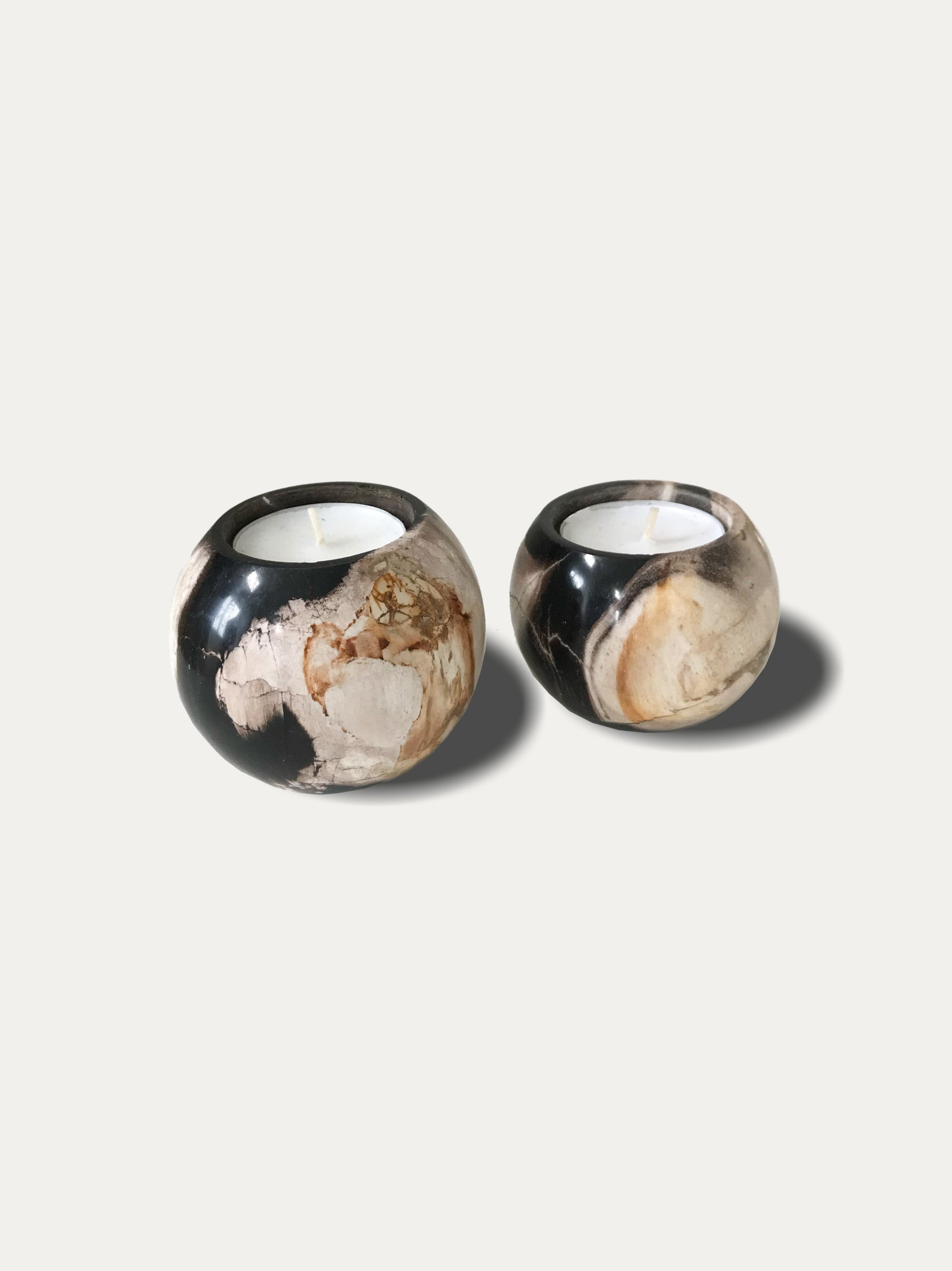 Set of 2 round reversible candle/incense holders in petrified wood and assorted balinese incense