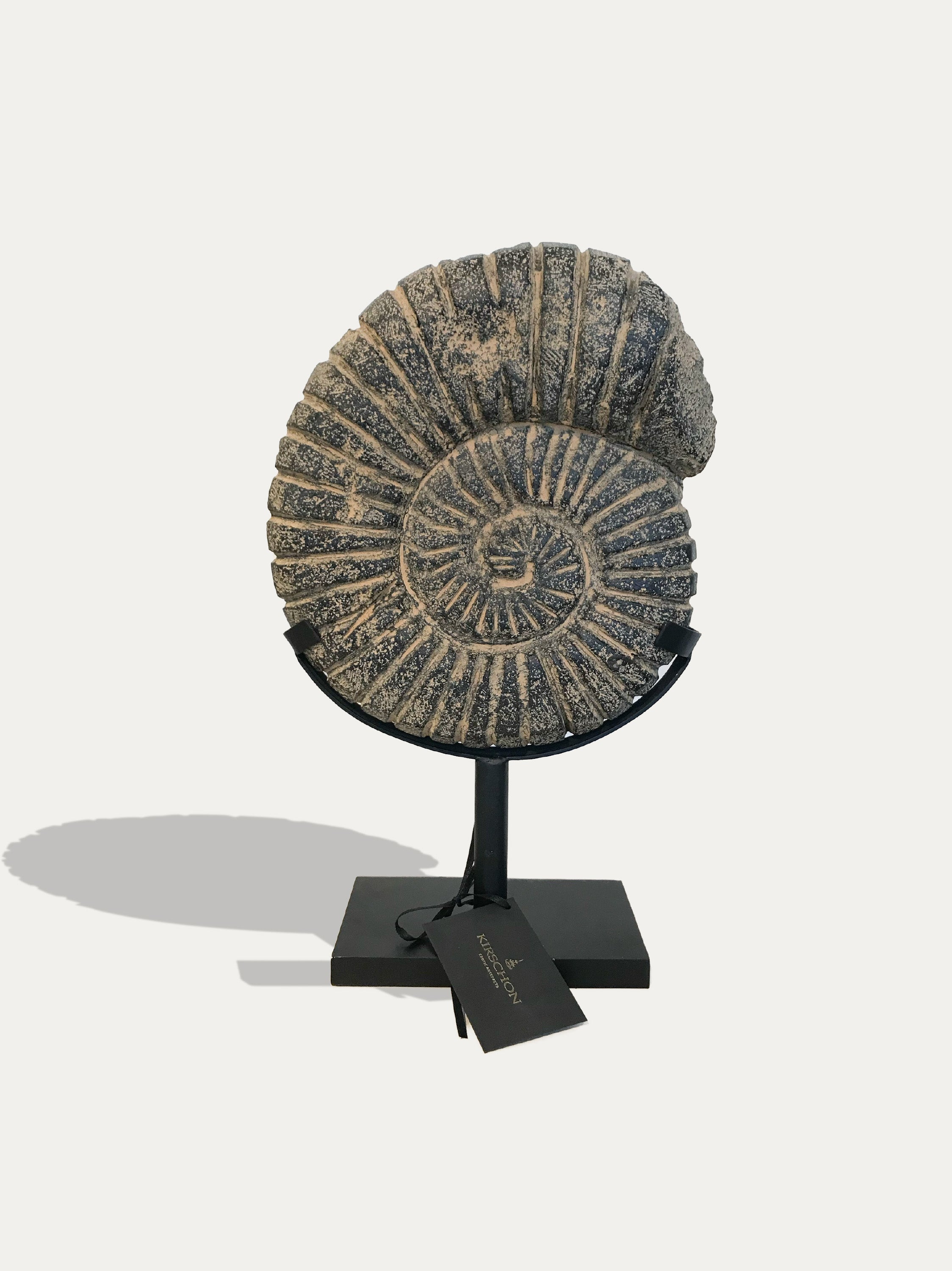 Black Ammonite stone statue from Java - Asian art from Kirschon