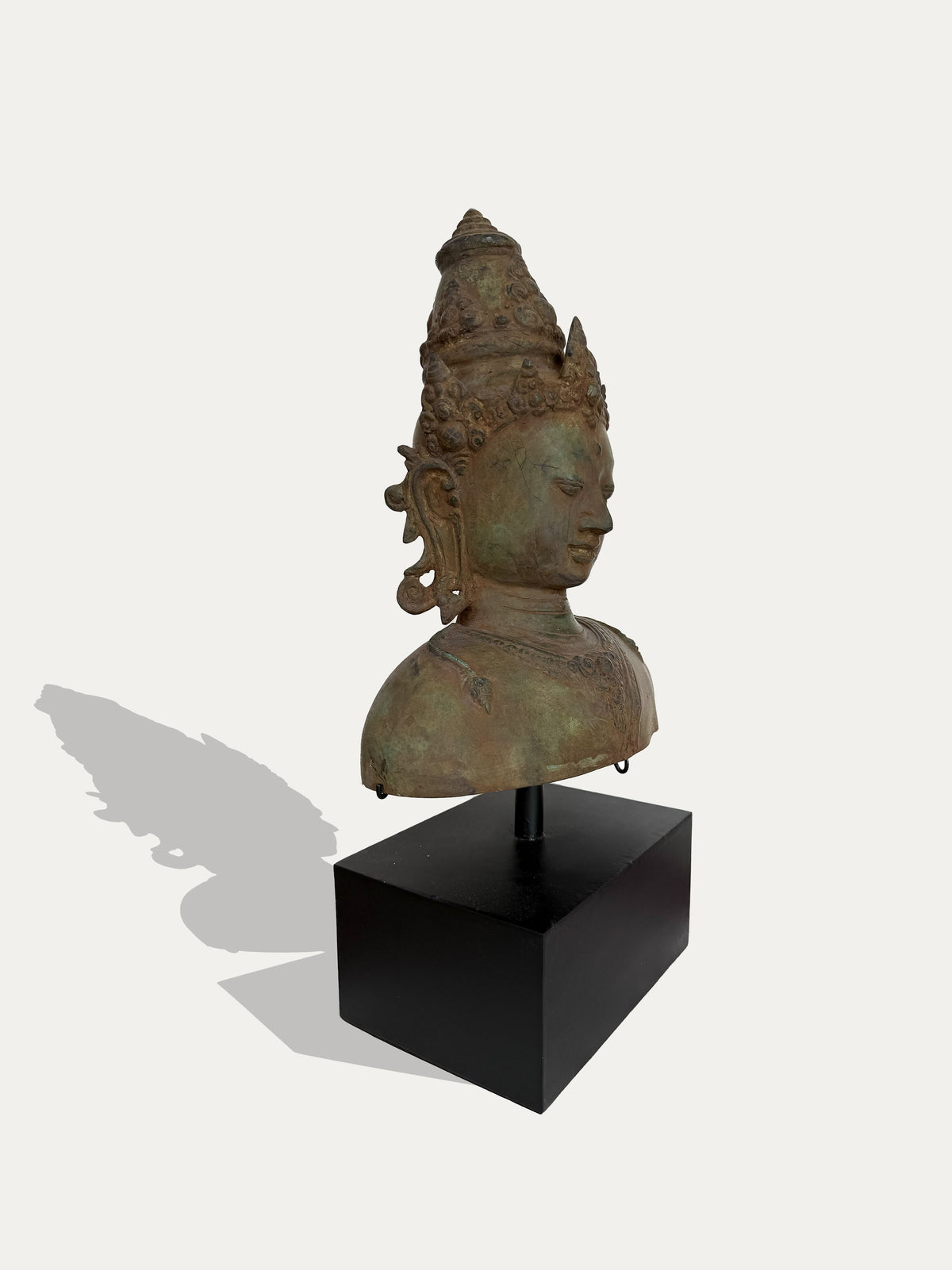 Antique bronze Majapahit-style bust from Java, Indonesia