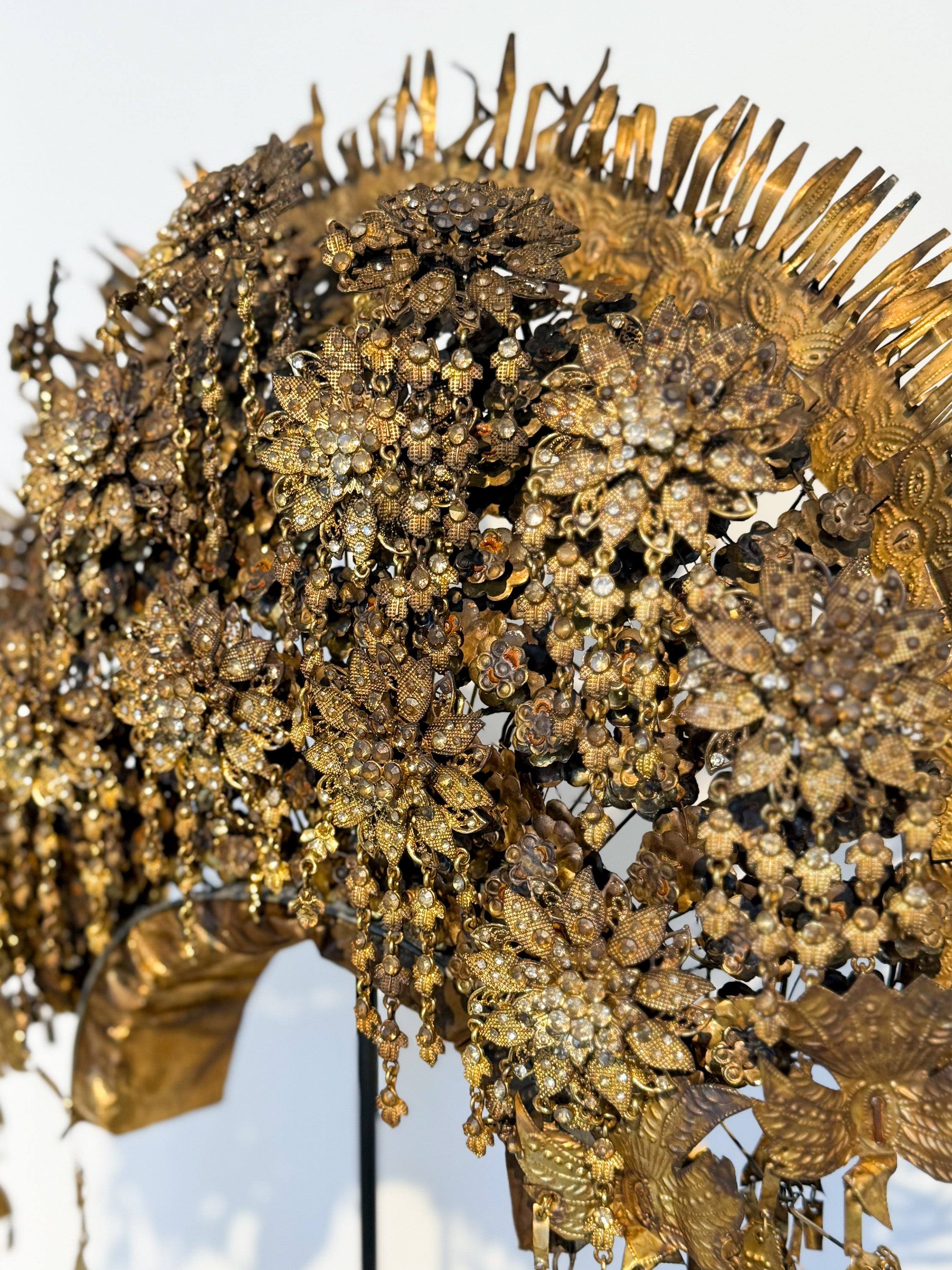 Antique Suntiang crown from Sumatra