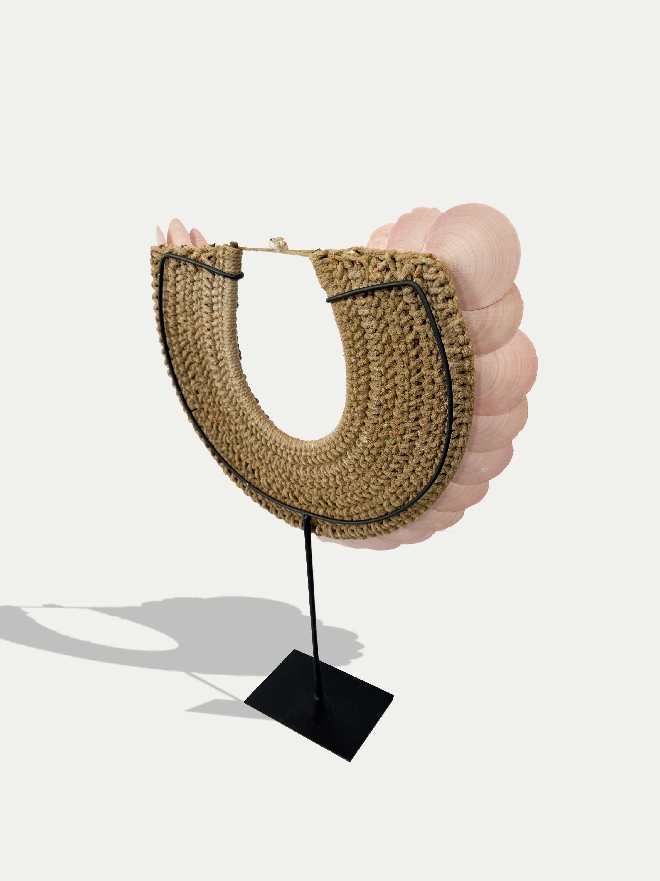 Collar de conchas Cardiidae de Papúa