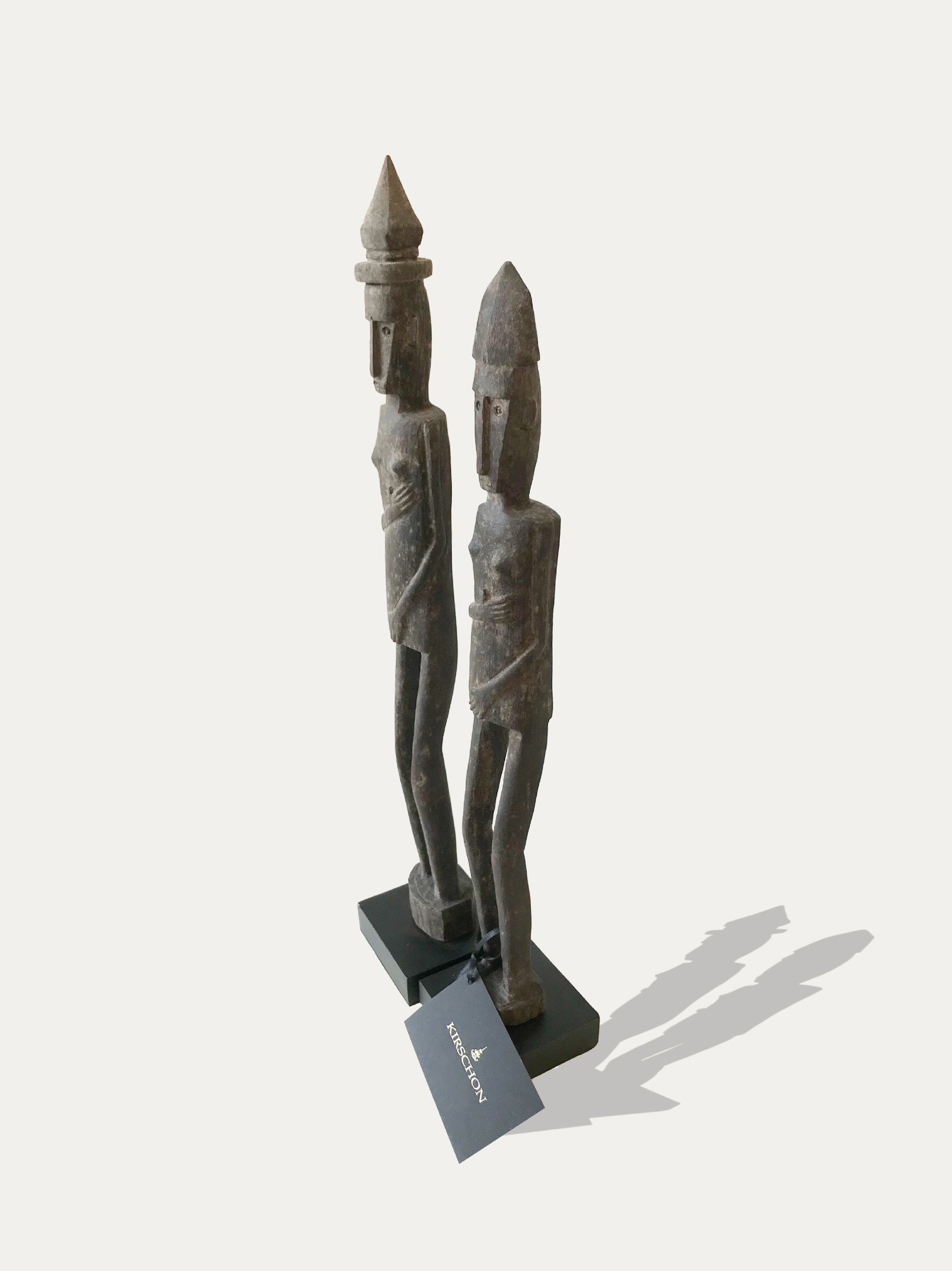 Vintage Dayak Hampatong figures from Borneo - Asian Art from Kirschon