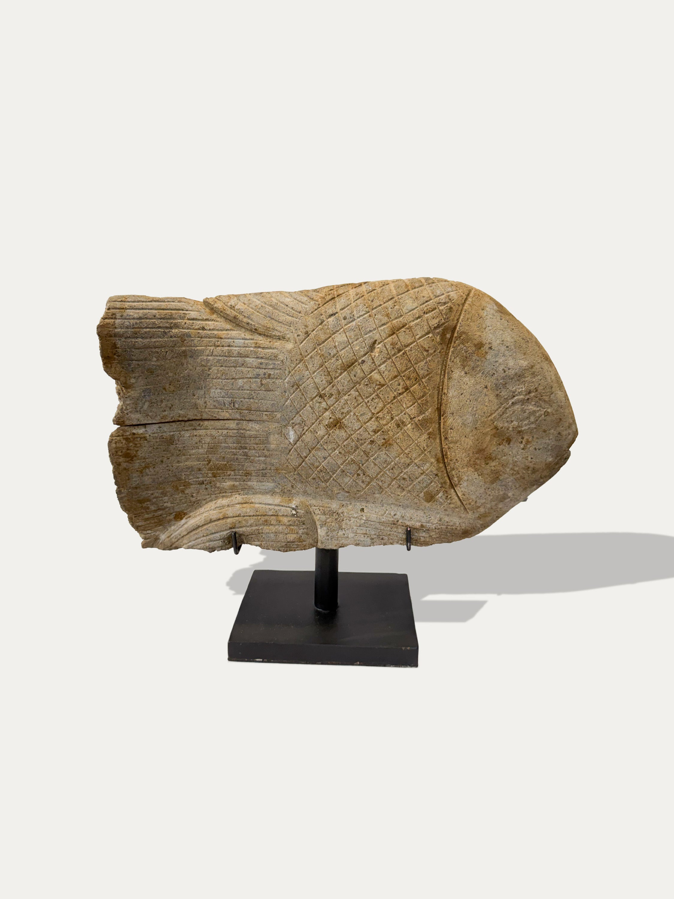 java-indonesia-fish-art-object-handcrafted-sculpture