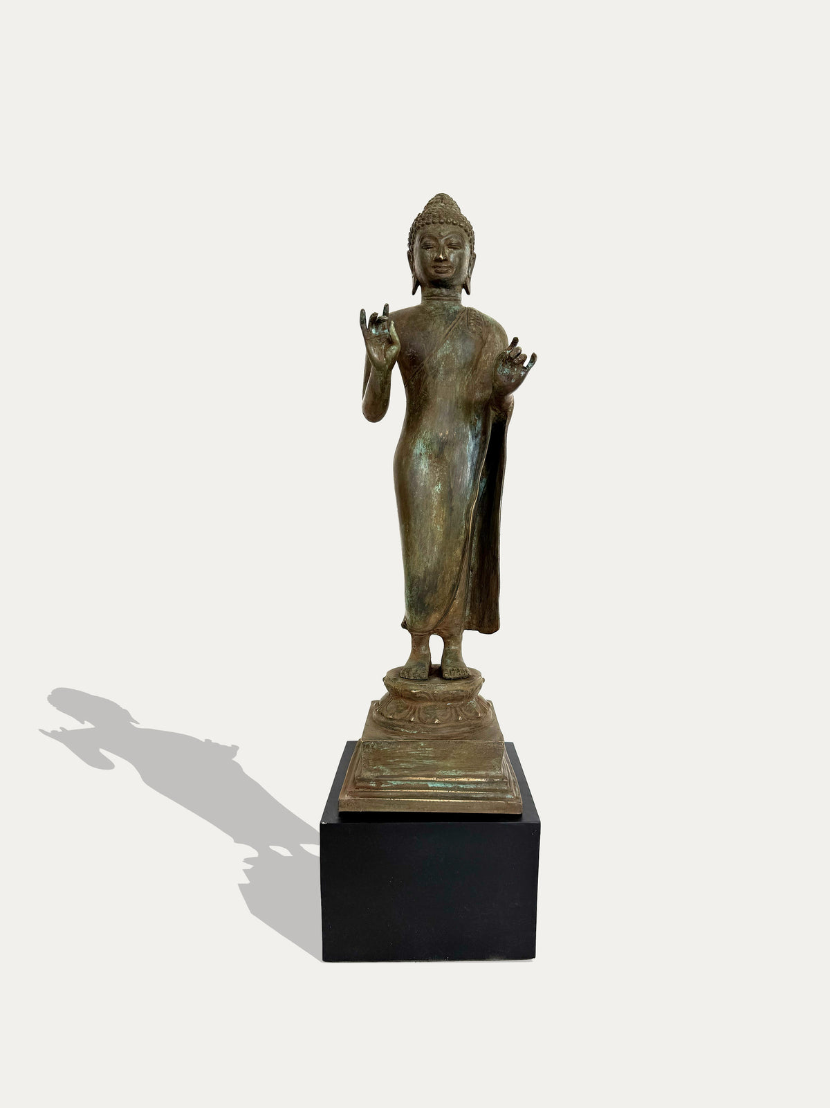 Gran Buda vintage de bronce