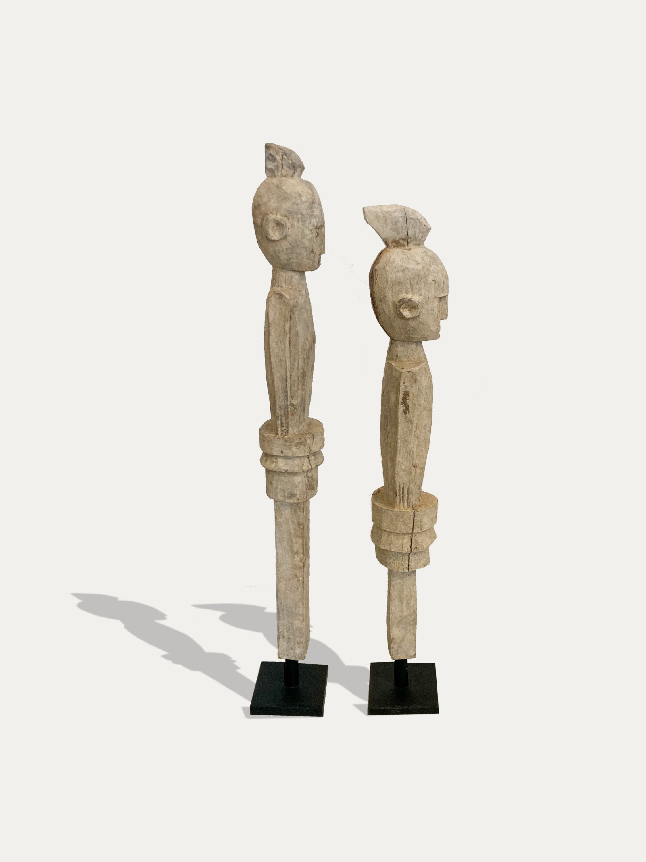 Set of 2 hand carved Kaduma statues from Sumba - Asian Art from Kirschon