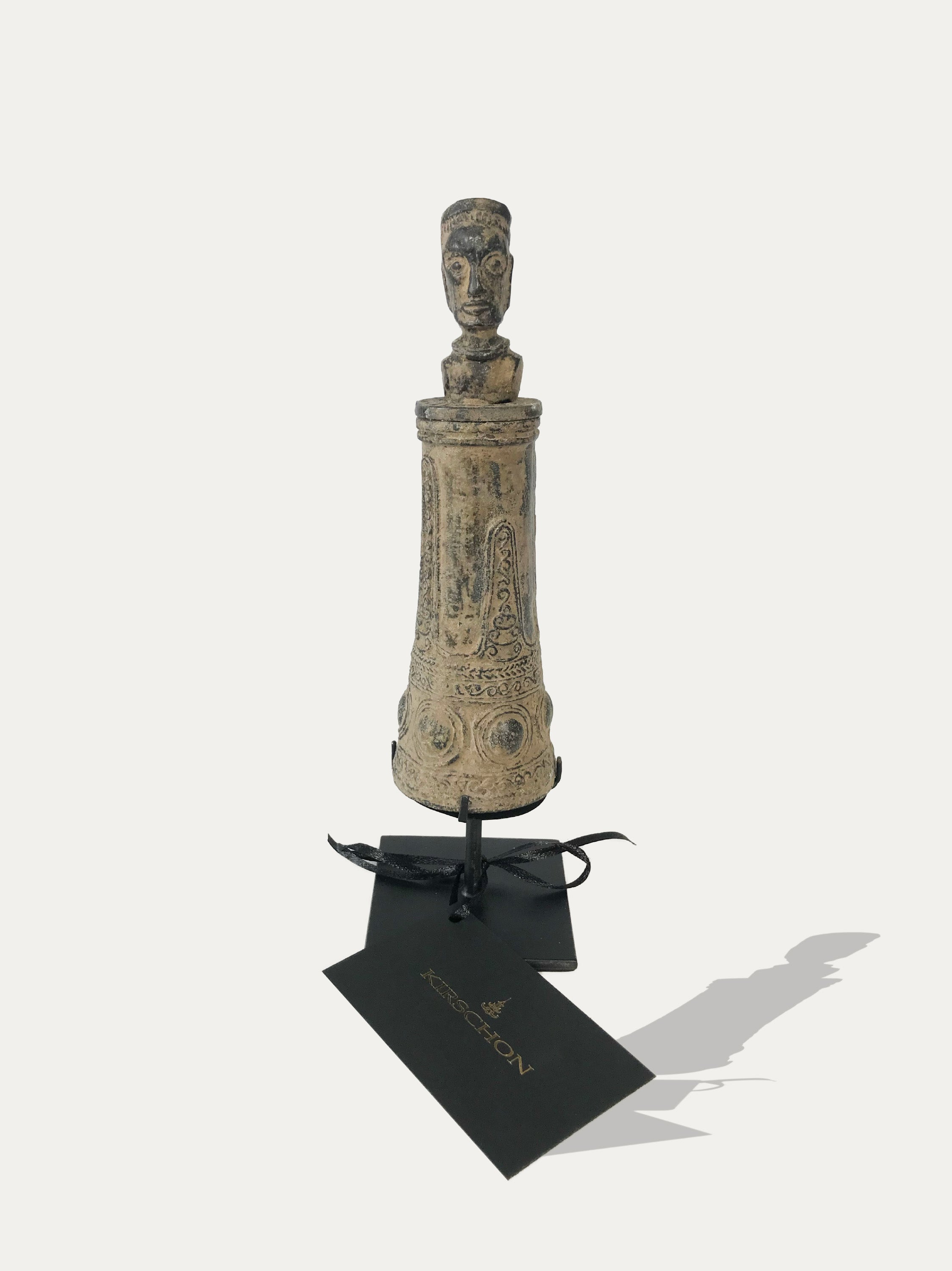 Tempat Kapur - Medicine bottle from the Tanimbar islands - Asian Art from Kirschon