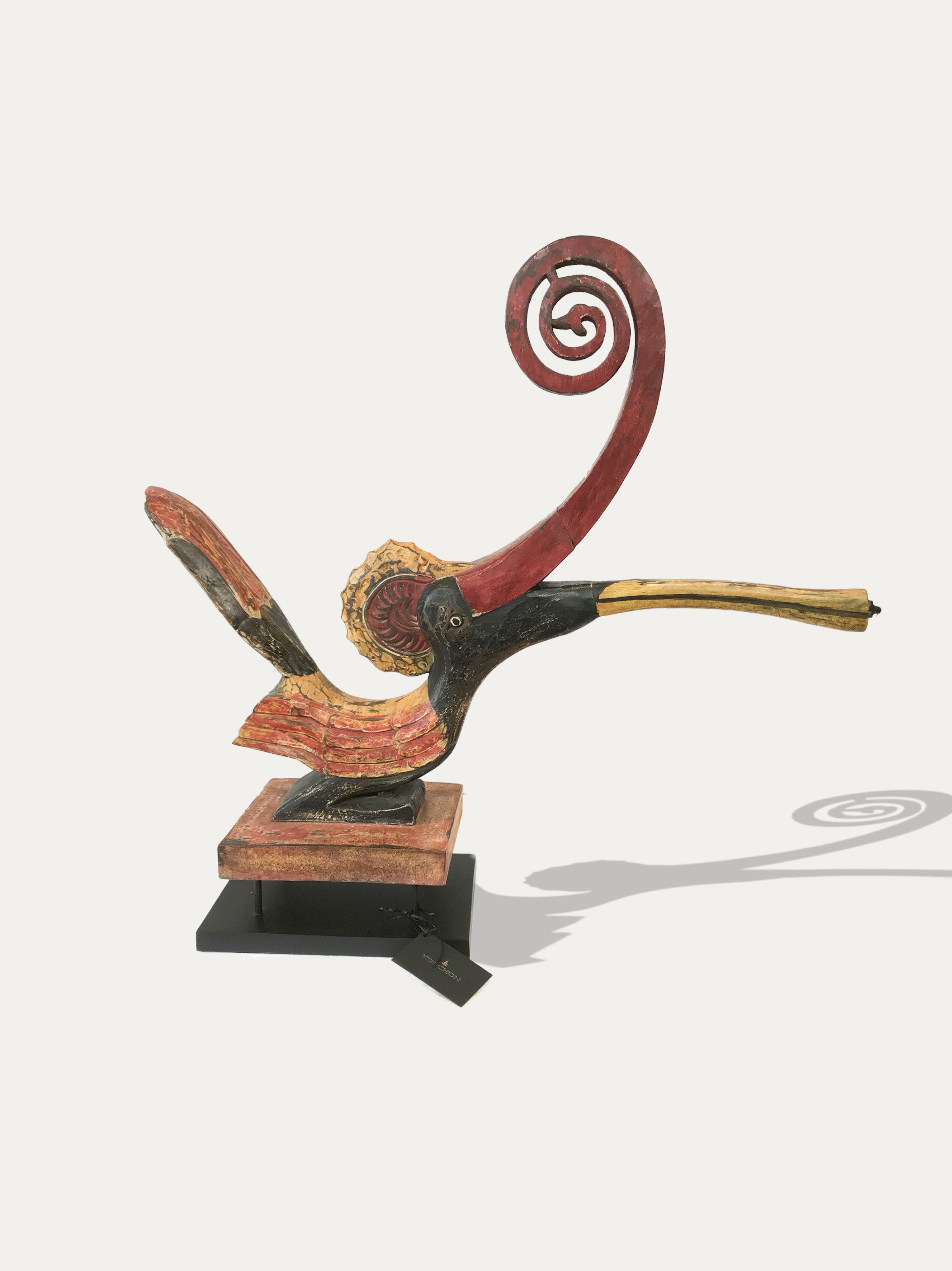 Vintage Rhinoceros Hornbill sculpture from Sarawak - Asian Art from Kirschon