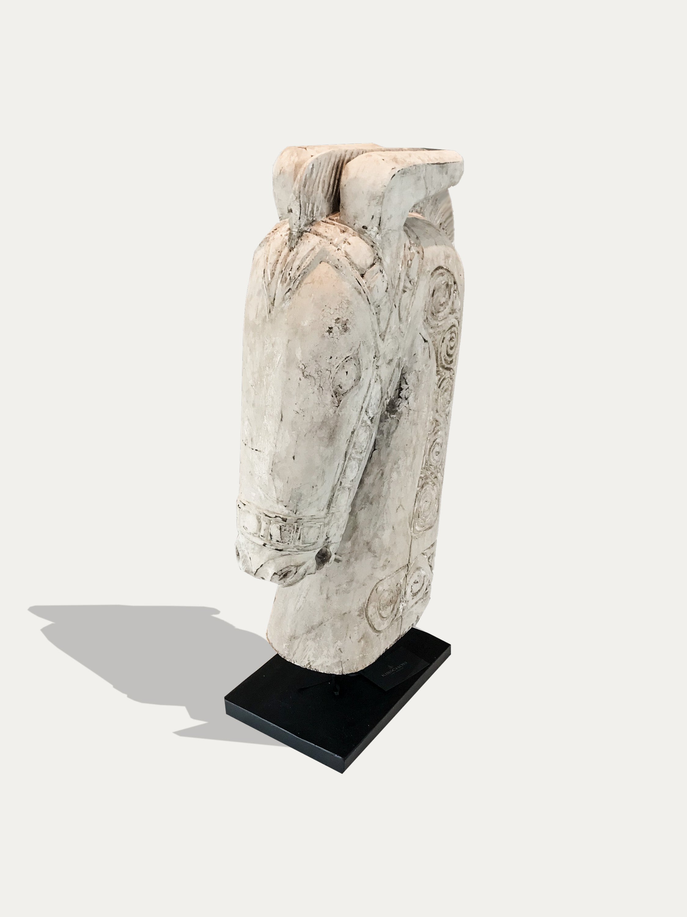 Große Kuda (Pferd) Statue aus Sumba