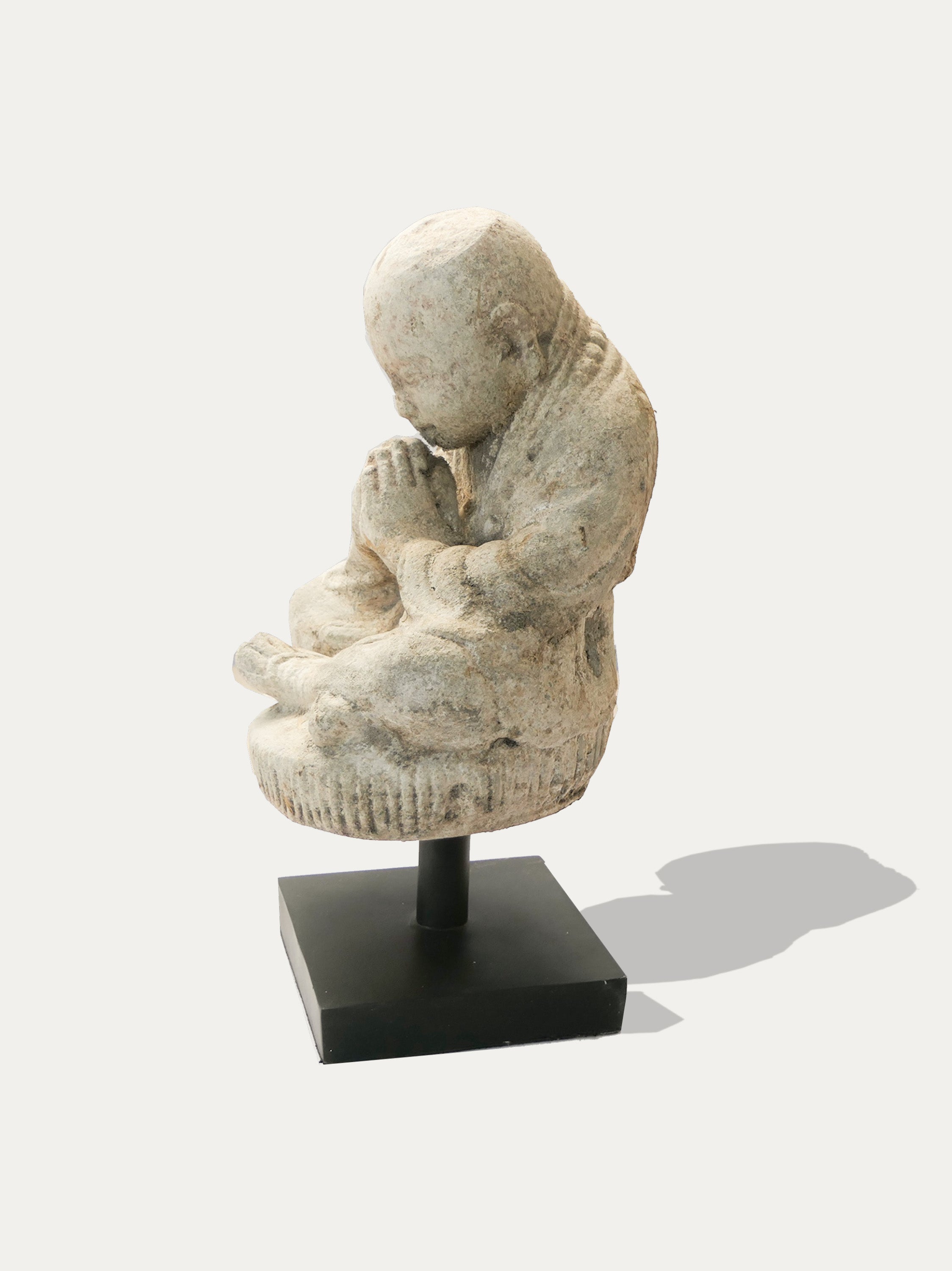 Praying monk statue from Java - Asian Art from Kirschon