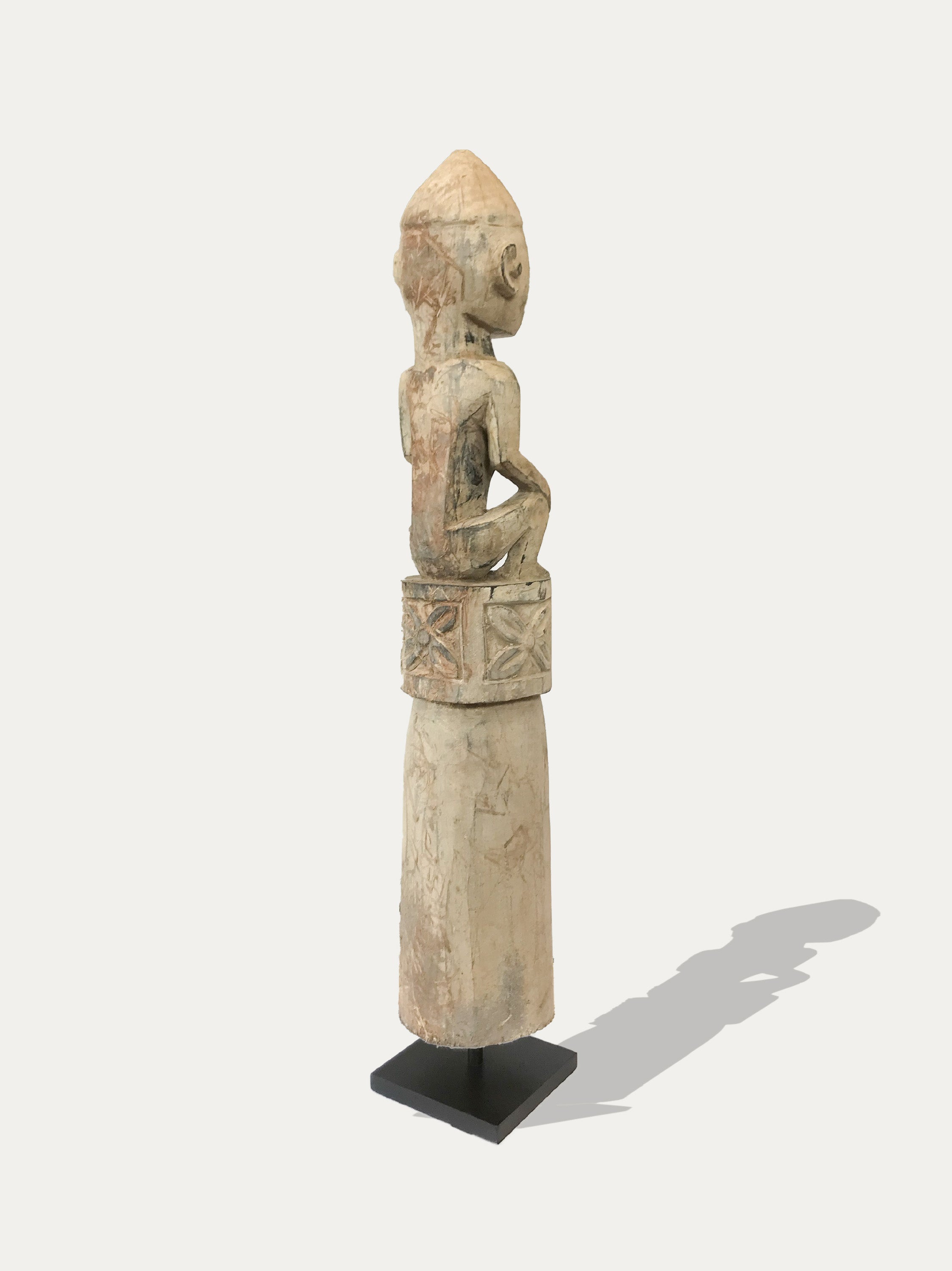 Wooden statue from Sumba - Asian Art from Kirschon