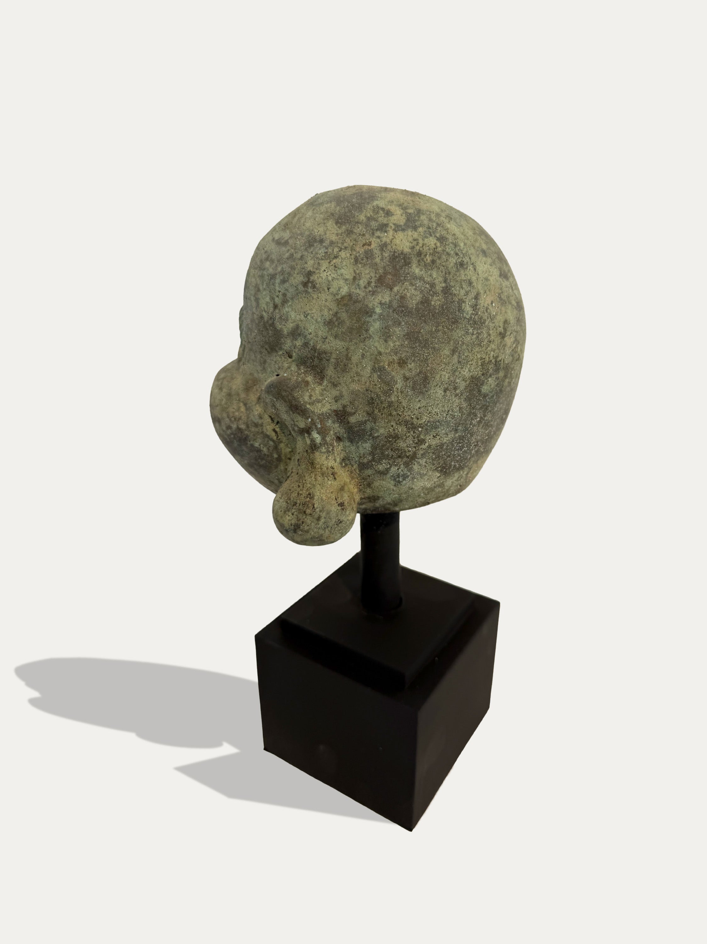 Budai (monje risueño) de bronce antiguo