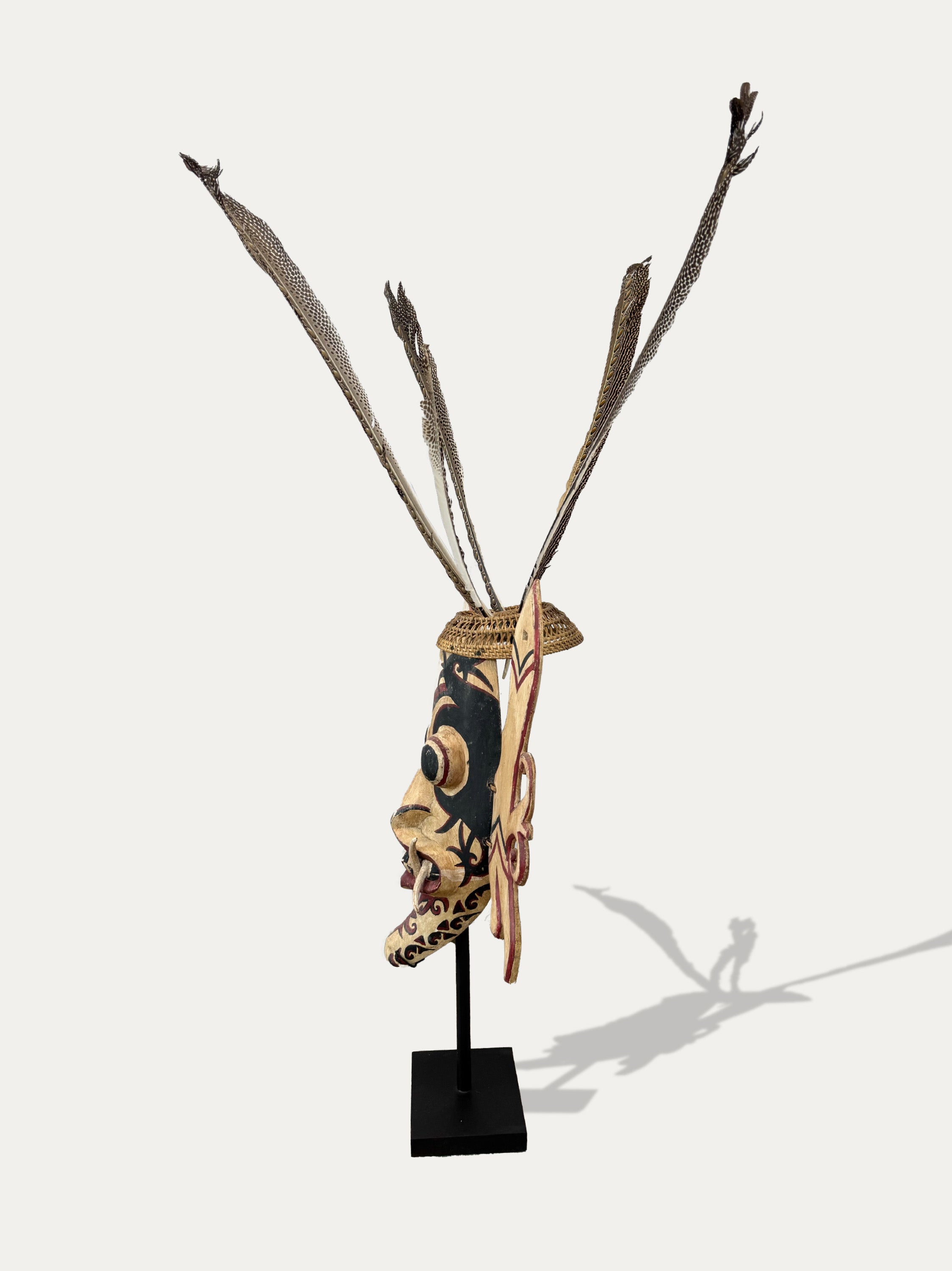 authentic-dayak-hudoq-mask-east-kalimantan-indonesian-wood-sculpture