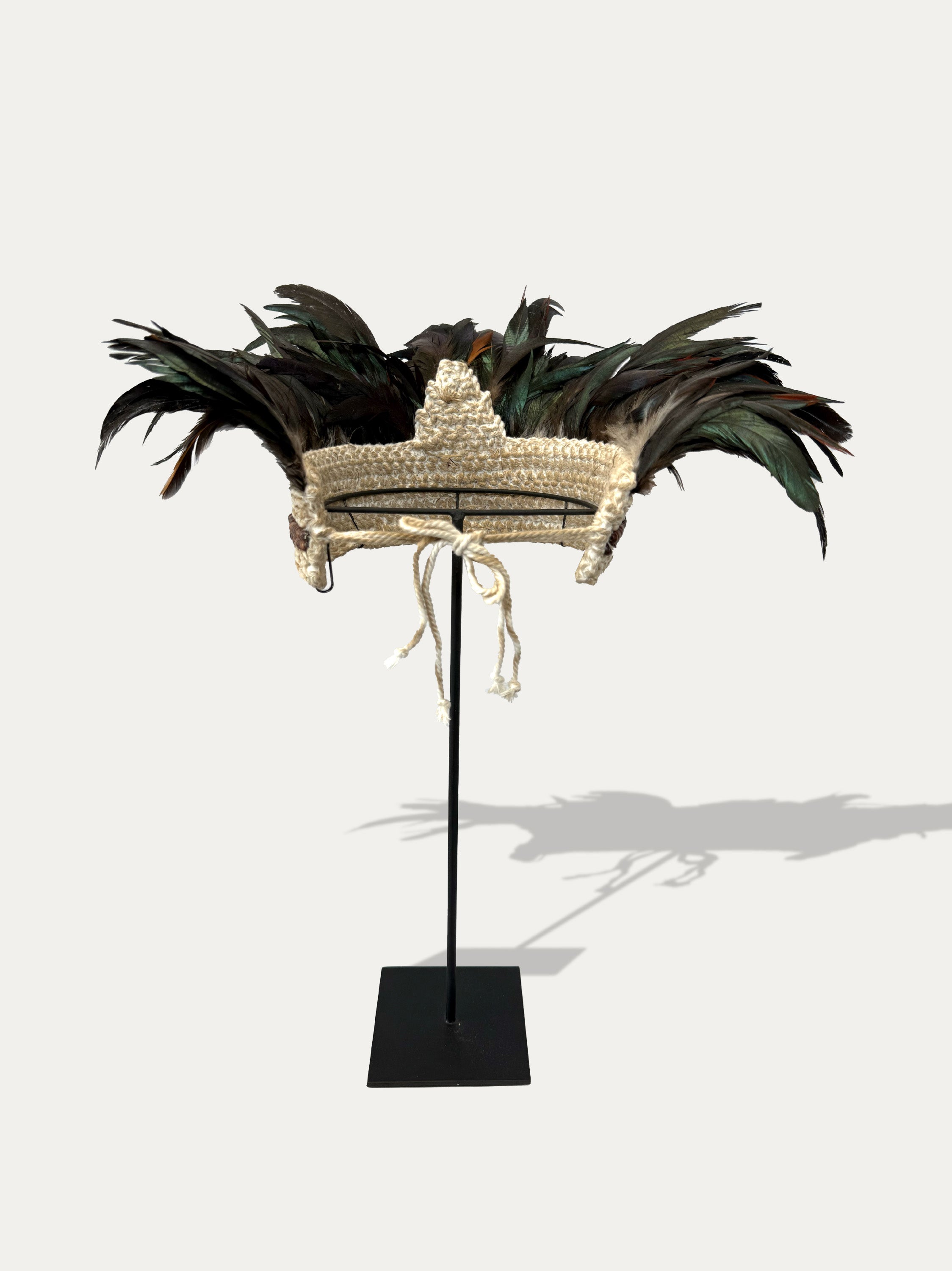 Tocado de plumas de Papúa