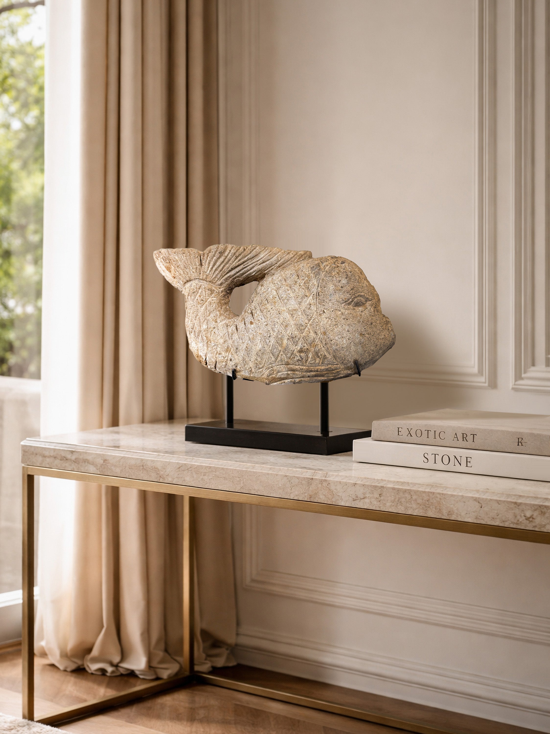 Grande Statua di Pesce Scolpita A Mano