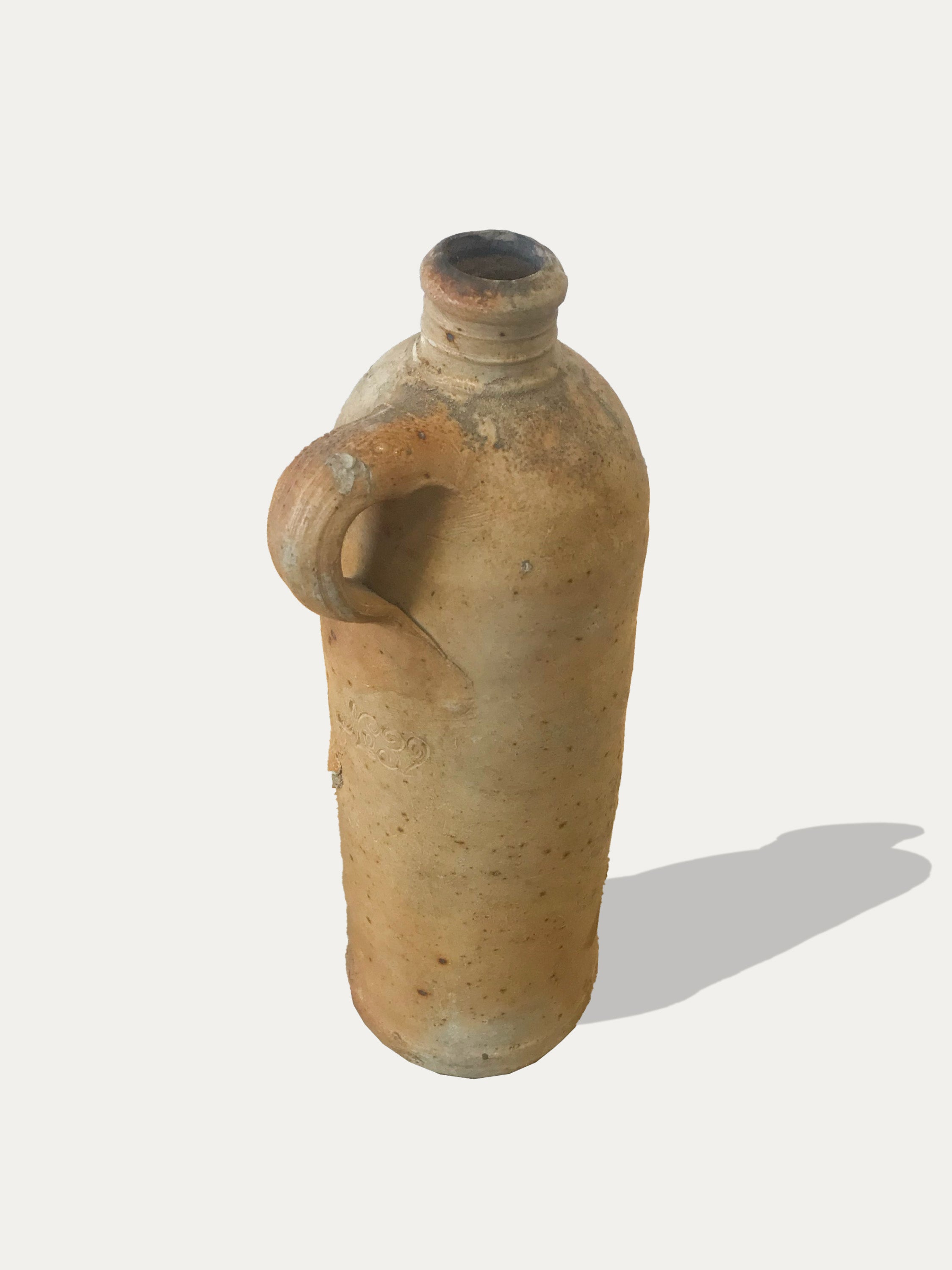 Terracotta Water jug from Borneo - Asian art from Kirschon