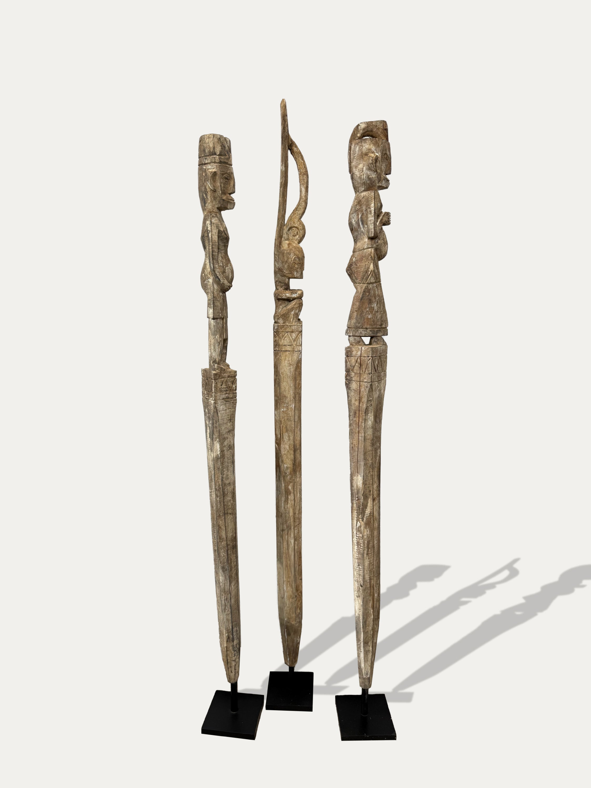 Set of 5 tribal sculptures from Kalimantan and Sumba