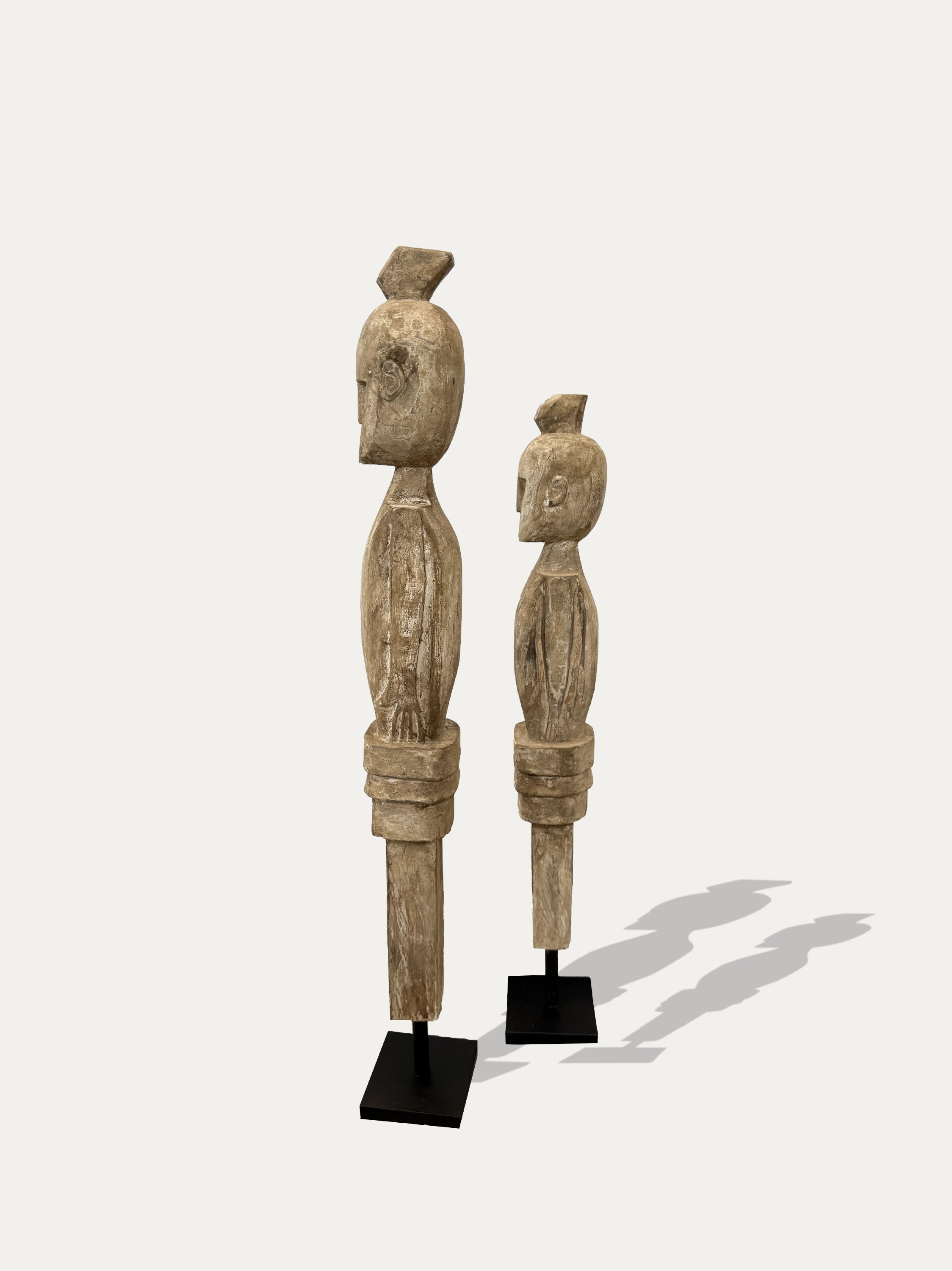 Set of 5 tribal sculptures from Kalimantan and Sumba