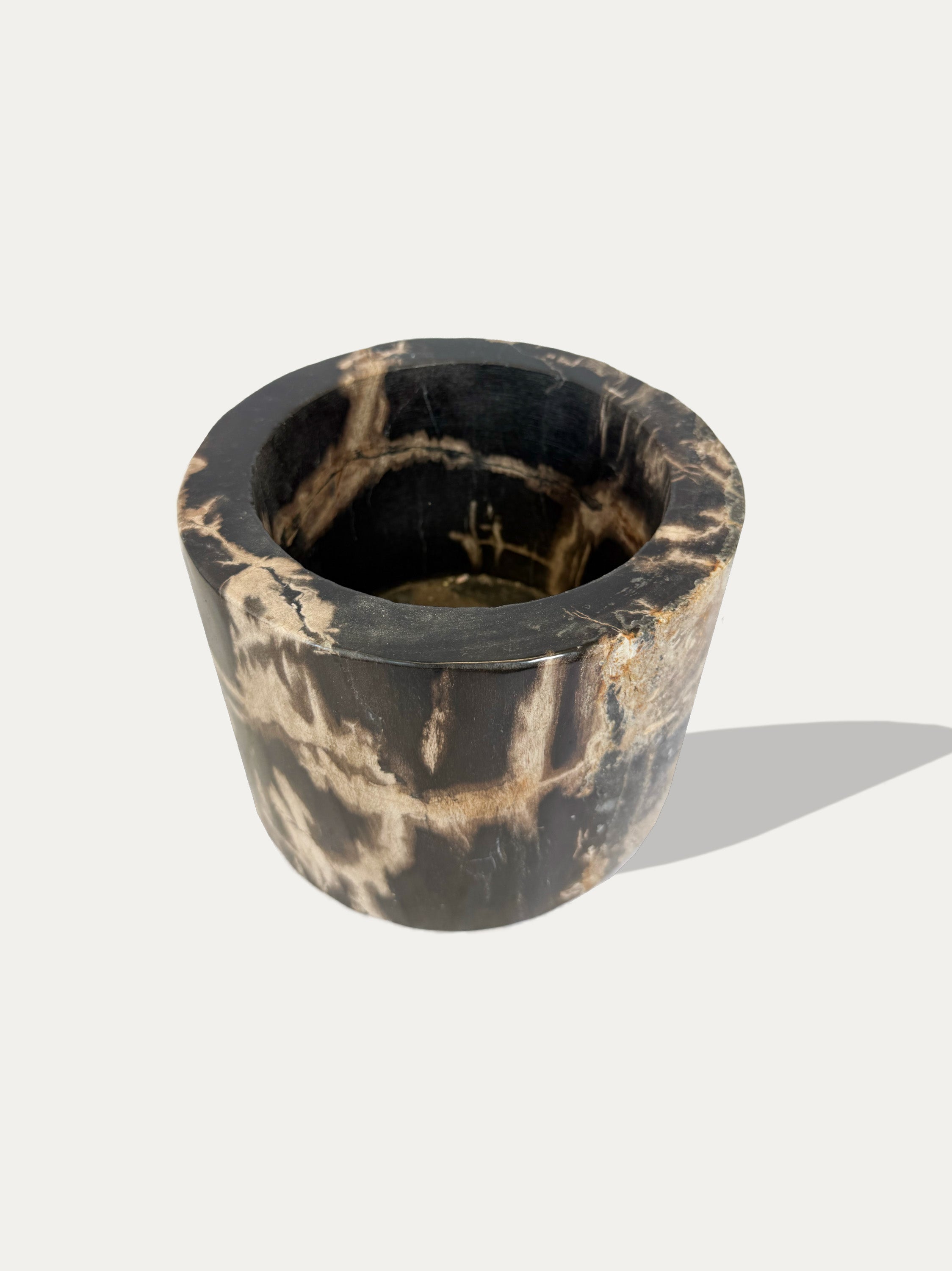 large-stone-vase-natural-beauty-italy