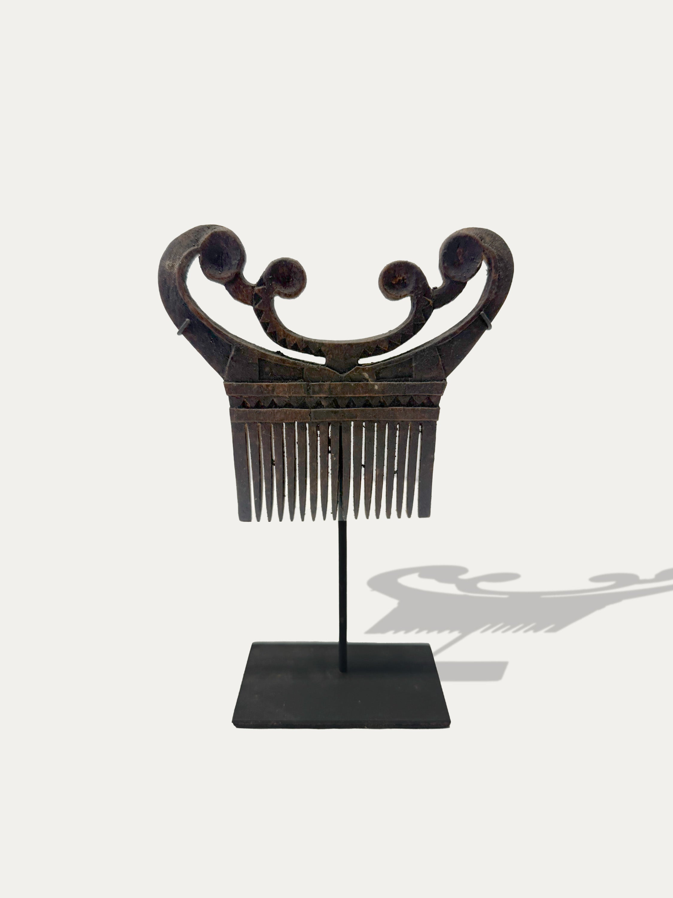 wood-comb-lampung-handcrafted-lake-como-kirschon