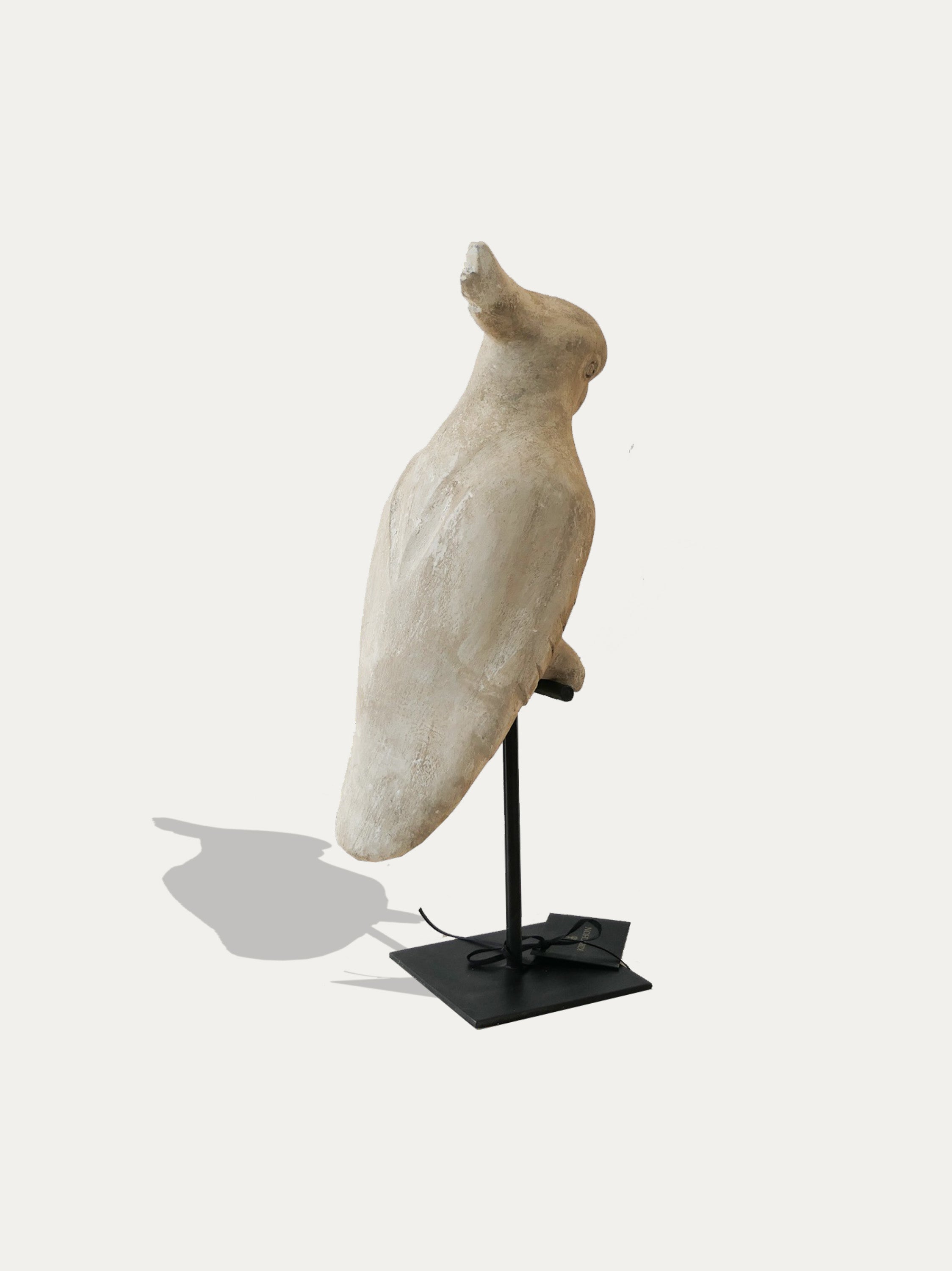 Crested cockatoo statue from Timor - Asian Art from Kirschon