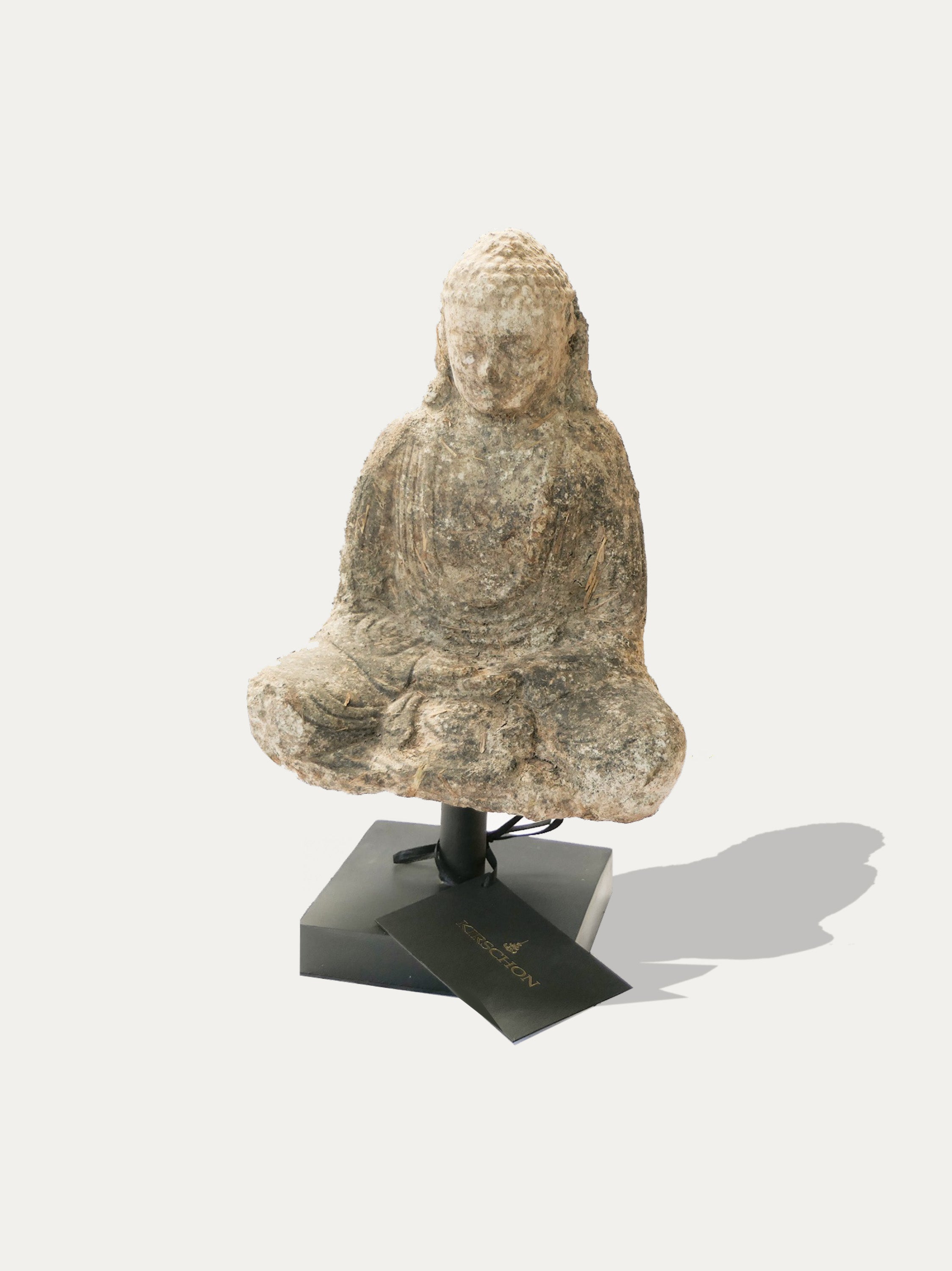 Sitting buddha statue from Java, asian stone statue, statua di Buddha seduto