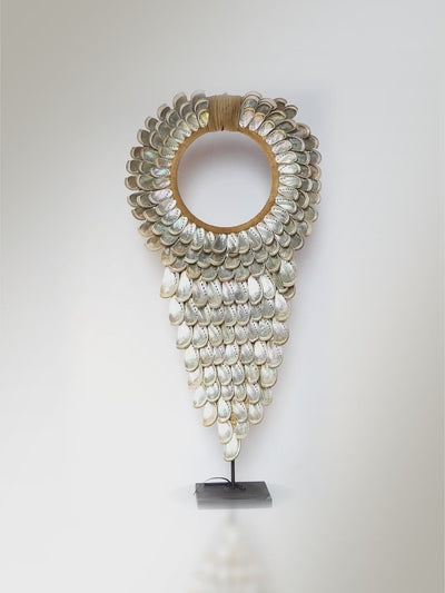 Abalone Shell Necklace From Papua - Asian art from Kirschon