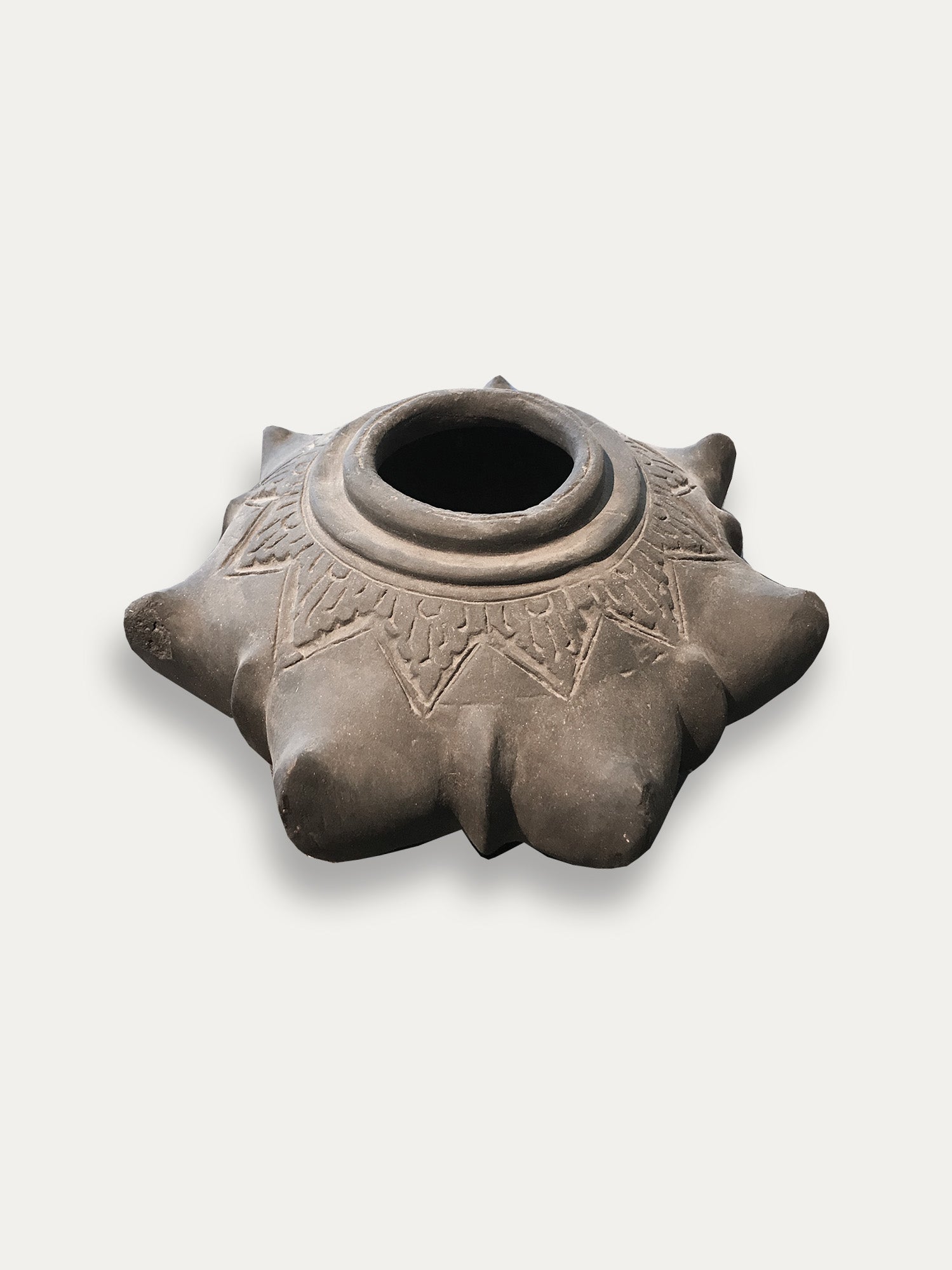 Terracotta Incense Urn from Java - Asian Art from Kirschon